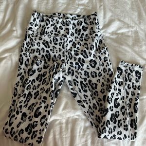 Fabletics leopard leggings
